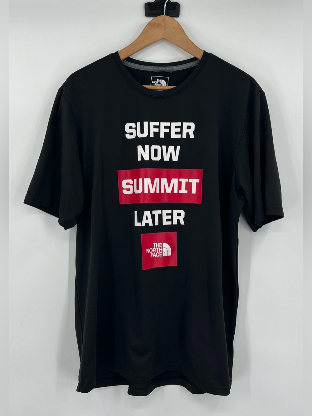 The North Face Performance graphic Tee L Hiking Trail Running Athletic gorpcore